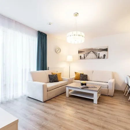 Apartman Vacationclub - Polanki Park Apartament E304 Kołobrzeg